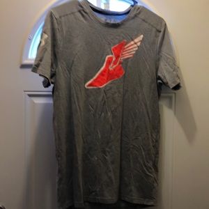 Under Armour men’s t-shirt. Fitted. Size small